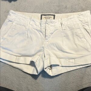 Abercrombie & Fitch Women's Cream Shorts Sz 2
